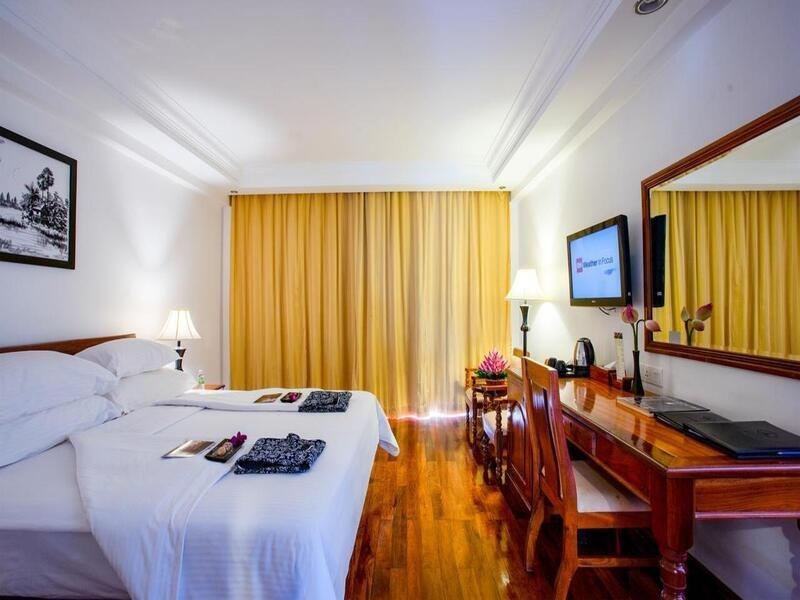 Somadevi Angkor Premium Hotel Сием Реап Екстериор снимка