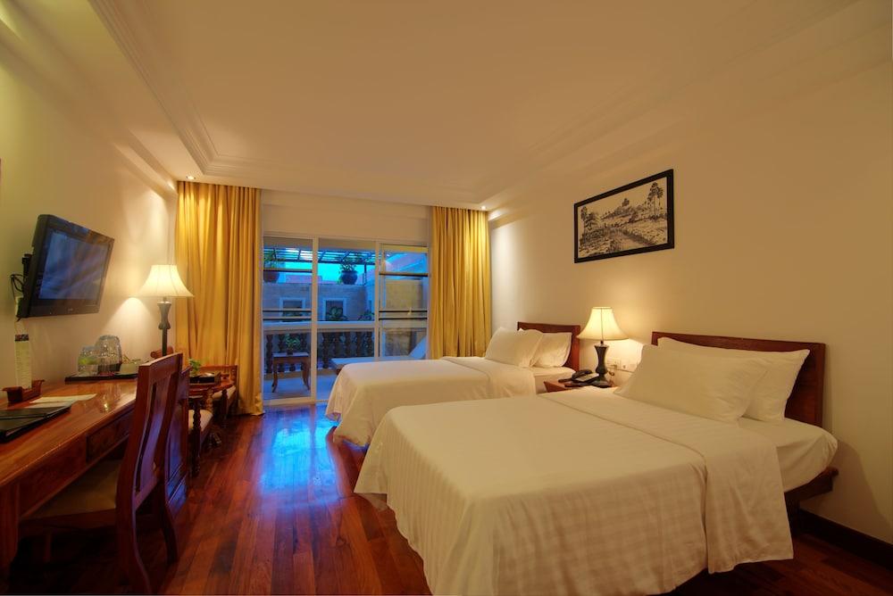 Somadevi Angkor Premium Hotel Сием Реап Екстериор снимка