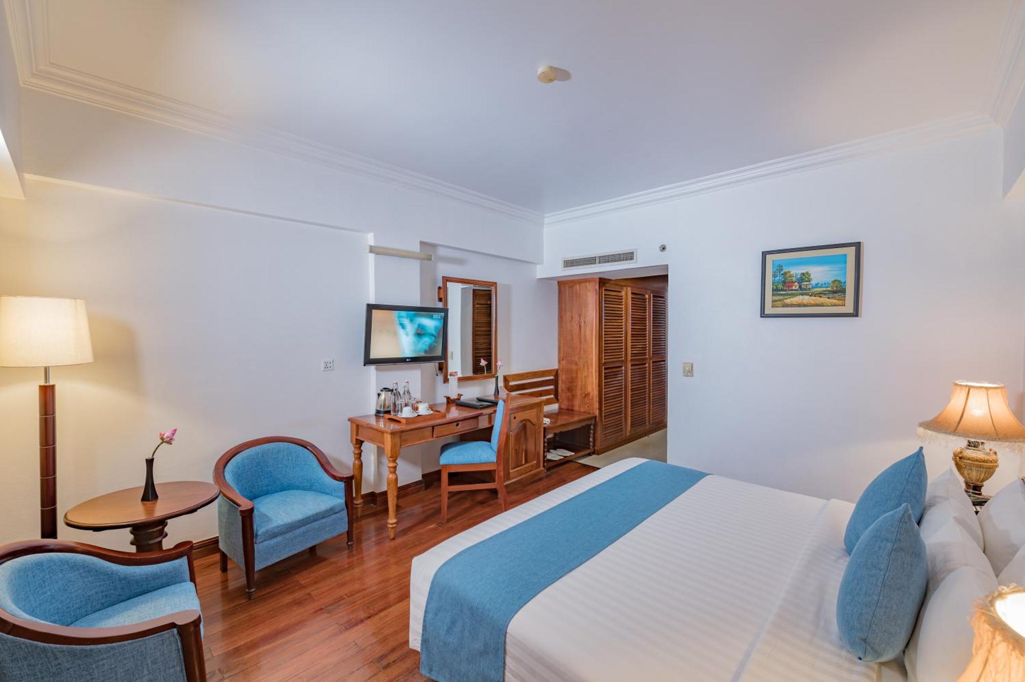Somadevi Angkor Premium Hotel Сием Реап Екстериор снимка